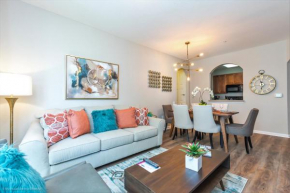 Gorgeous Vista Cay Condo, next to Resort Clubhouse
